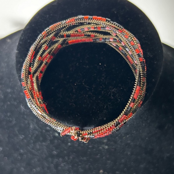 Vintage Criss Cross Beaded Bracelet - Picture 4 of 4